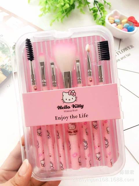 Hello Kitty Makeup Brush Set - fydaskepas