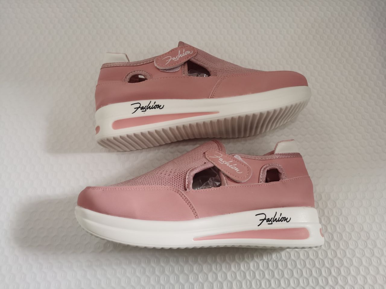 Women Sneakers - fydaskepas