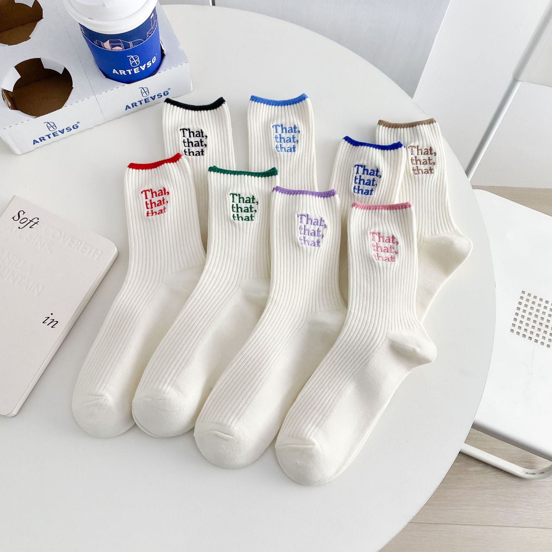 White Embroidered Socks for Women - fydaskepas