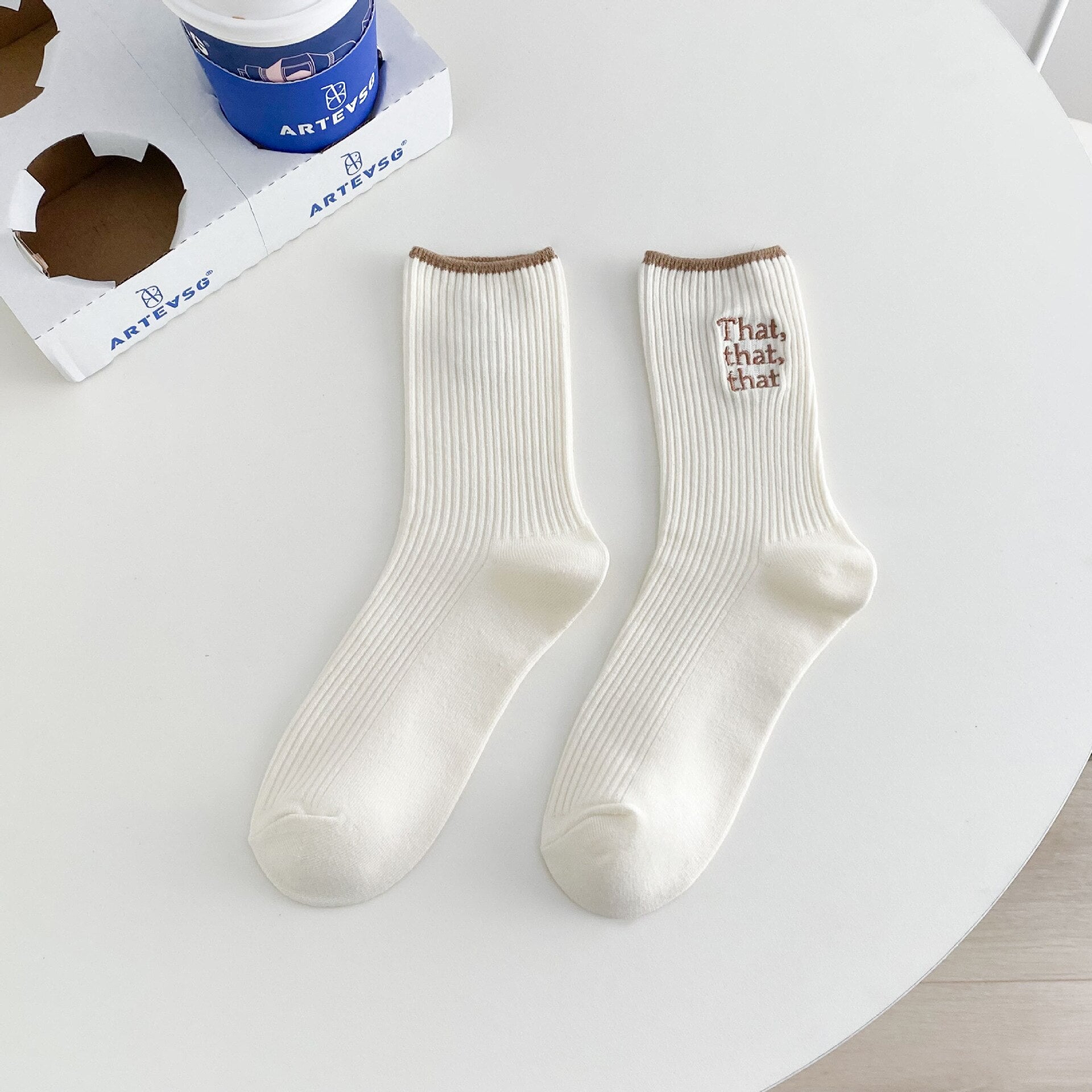 White Embroidered Socks for Women - fydaskepas